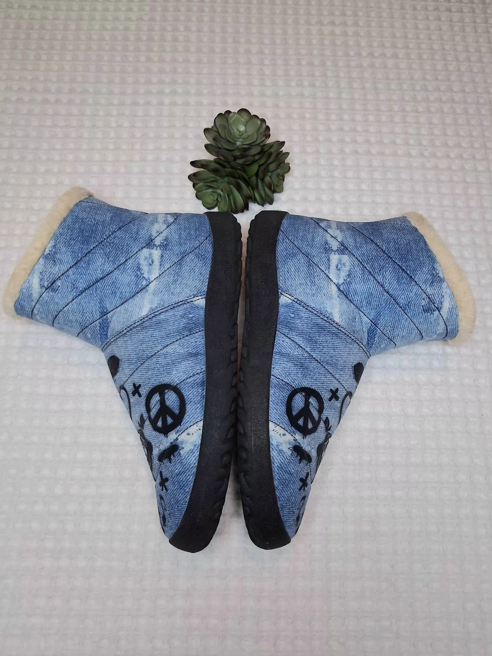 Yes We Vibe Women's 
